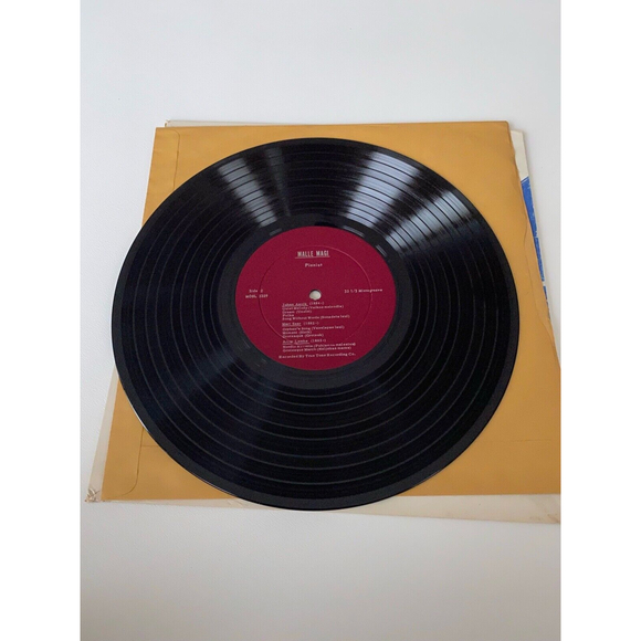 Malle Magi Estonian Pianist Plays Estonian Contemporary Music 10" LP EX SIGNED - Picture 6 of 7